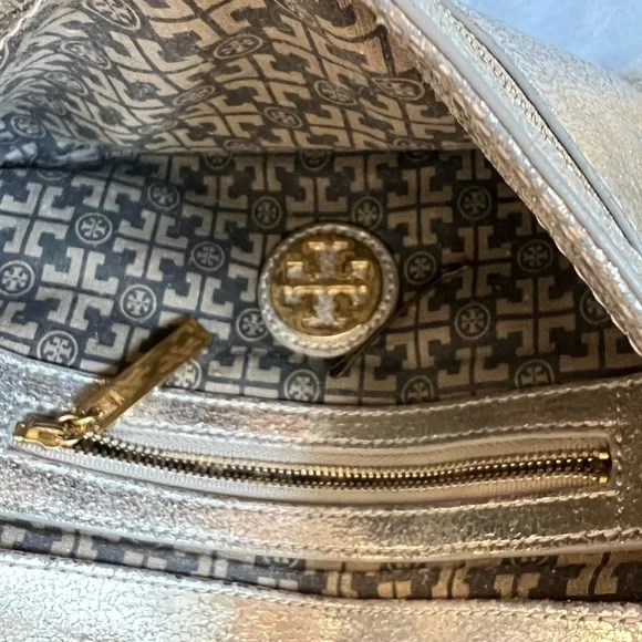 Tory Burch gold clutch - Picture 3 of 3